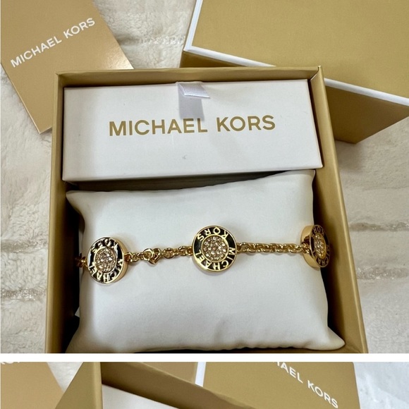 Michael Kors Gold Medallion Pave Crystal Reversible Bracelet - New in box - Picture 3 of 8